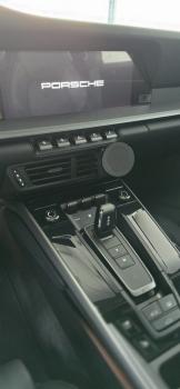 Preview: RS-Mount, fahrzeugspezifischer Handyhalter passend für Porsche 911 Typ 992 ab Baujahr 2019, Made in Germany