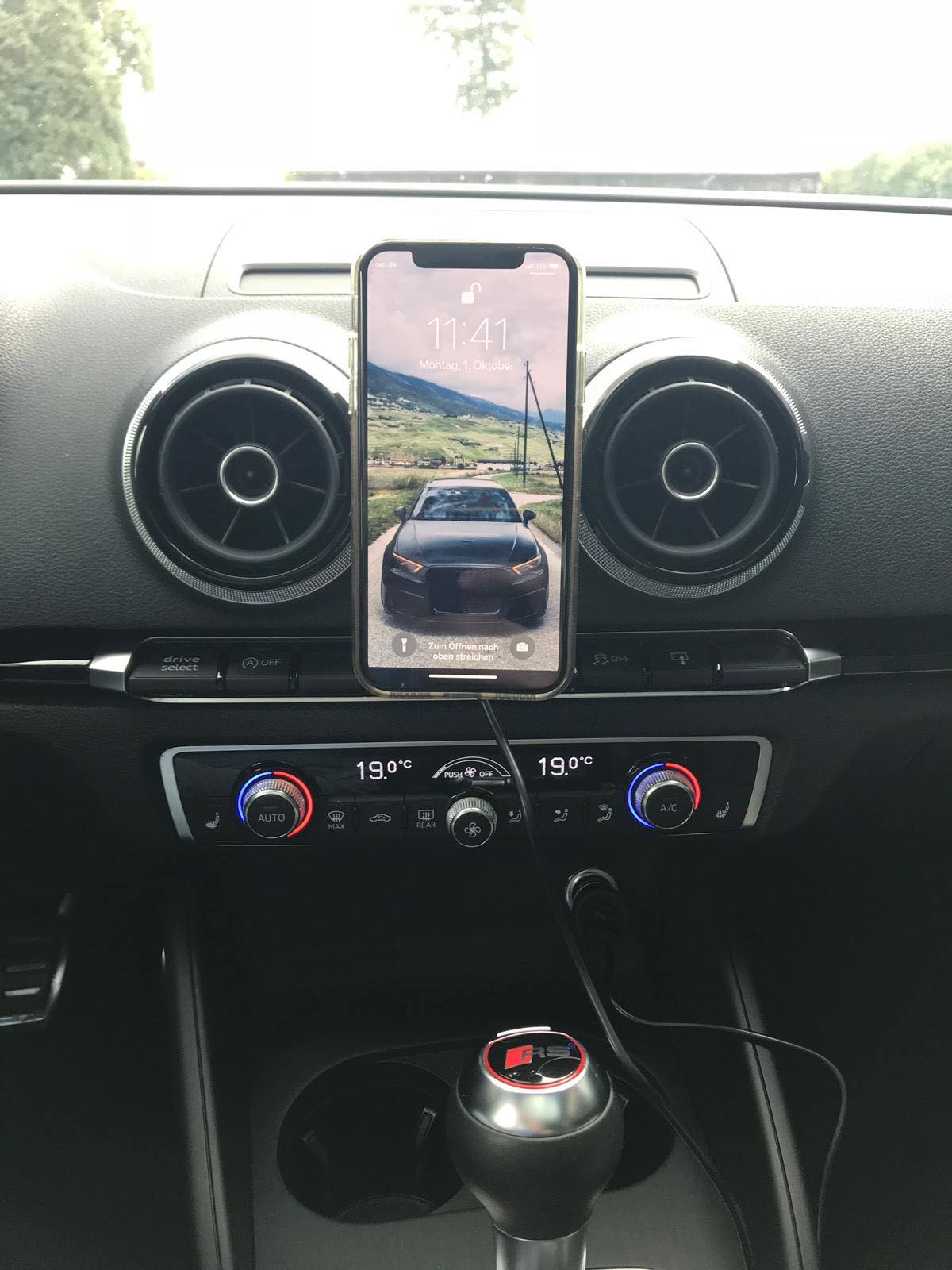 Handyhalter Audi A3