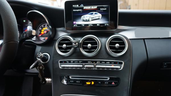 Www Rs Concepts Eu Handyhalter Passend Zu Mercedes Benz C Klasse 205 Ab Bj 14 Made In Germany Inkl Magnethalterung 360 Dreh Schwenkbar