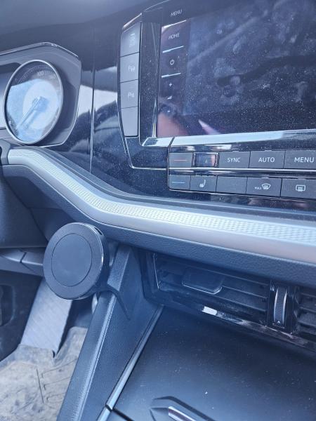 RS-Mount, fahrzeugspezifischer Handyhalter passend für VW Touareg III ab Baujahr 2018, Made in Germany