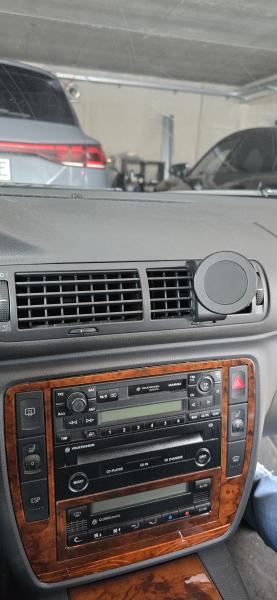 RS-Mount, fahrzeugspezifischer Handyhalter passend für VW Passat B5 Bj.96-00, Made in Germany